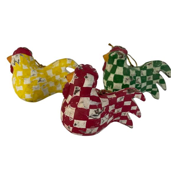 Set of 3 Foreside Paper Mache Hand Painted Chicken Ornaments NWT Indonesia - Picture 1 of 8